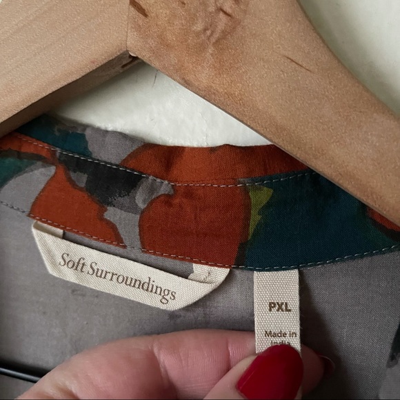 Soft Surroundings | Dauphine Buttondown Shirt - Picture 3 of 8